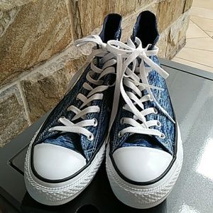 Converse Shoes Hi Tops Size 9 Women Blue New